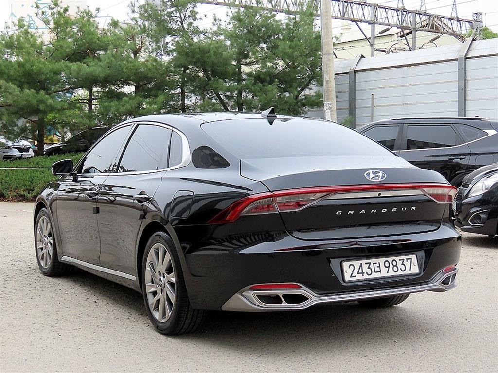 HYUNDAI Grandeur - Vista 3