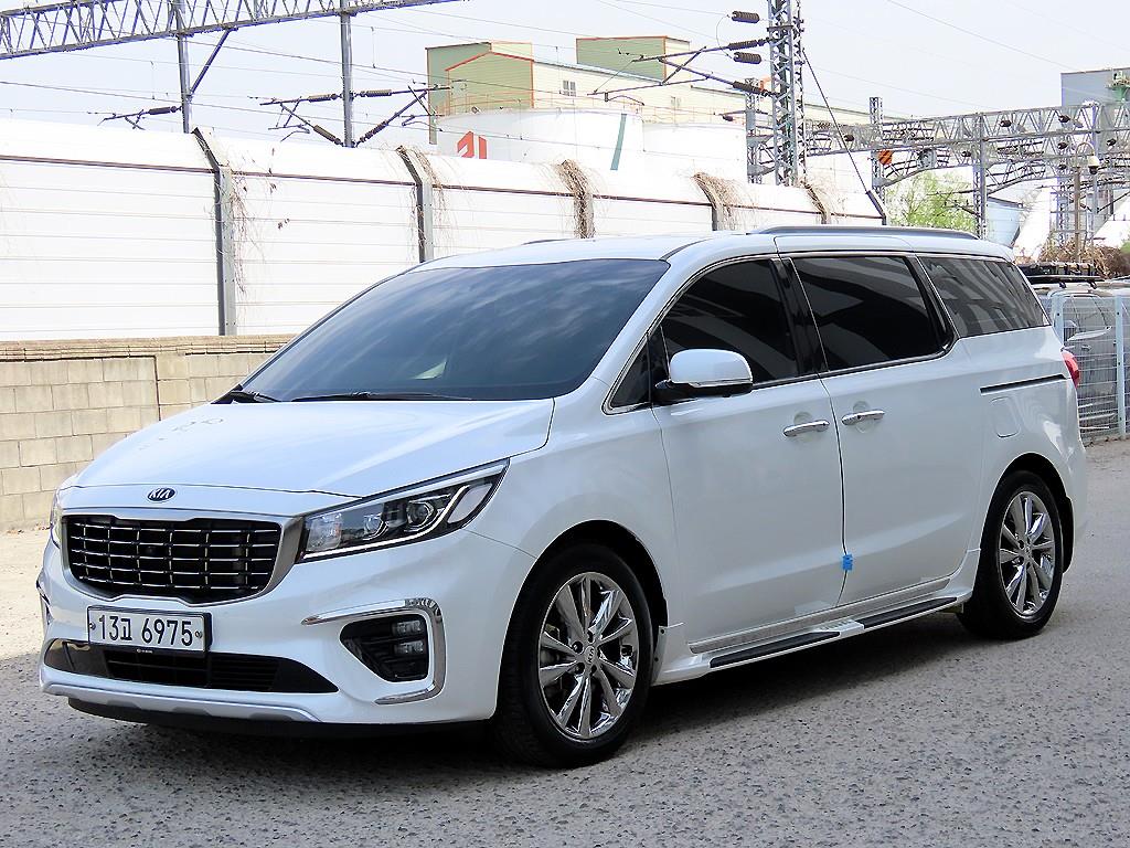 KIA Carnival - Vista 2