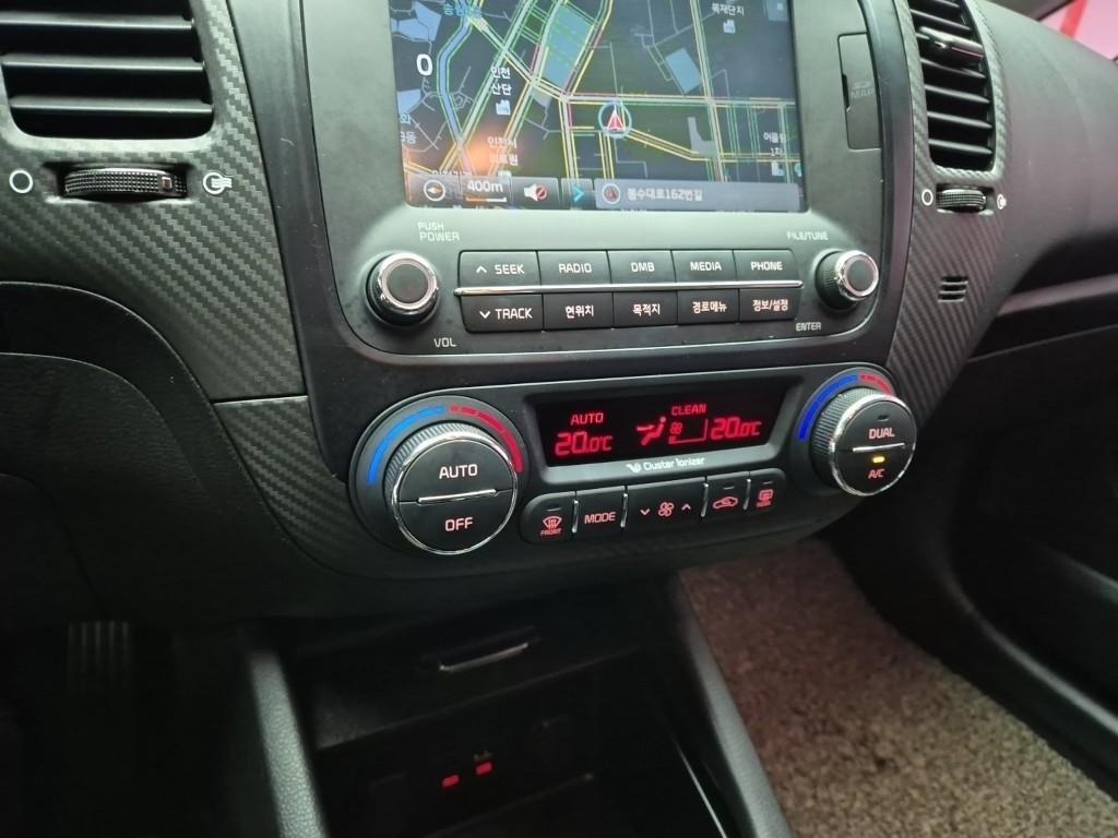 KIA K3 2015 Blanco - Importación desde Corea - HF Imports Iquique - Foto 16