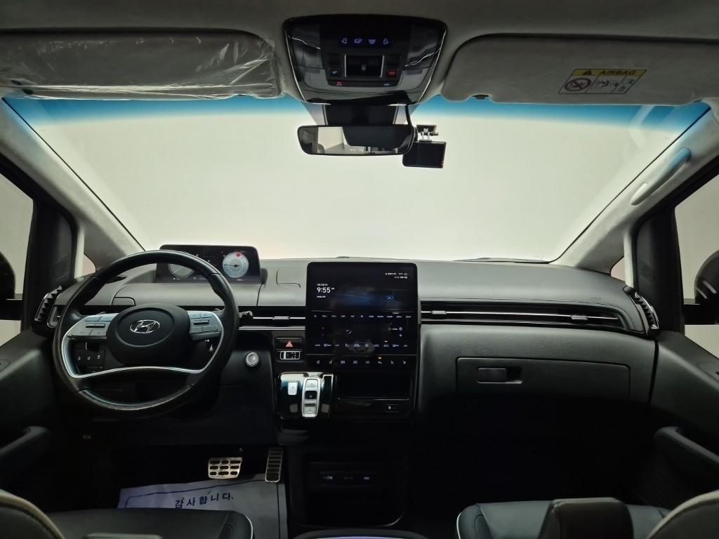 HYUNDAI Staria - Vista 7