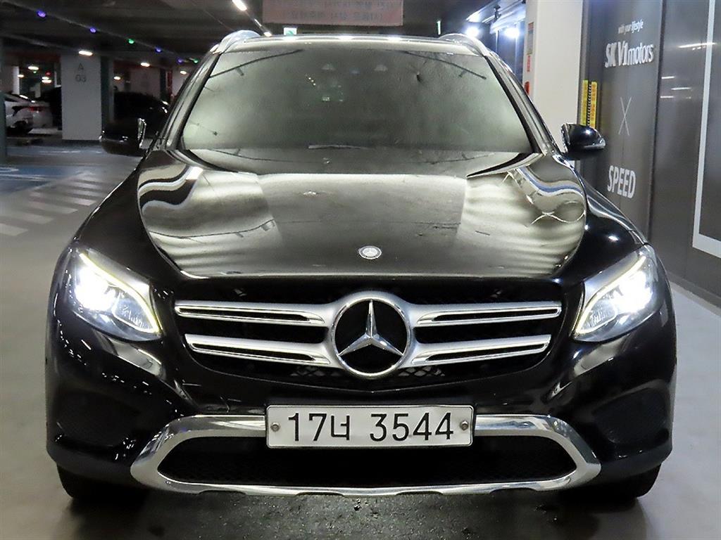 Mercedes Benz GLC Class - Vista 2