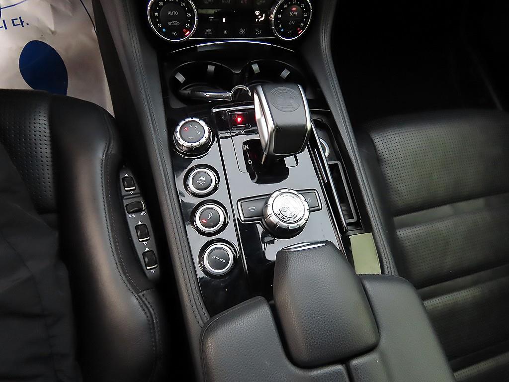 Mercedes Benz CLS Class - Vista 10