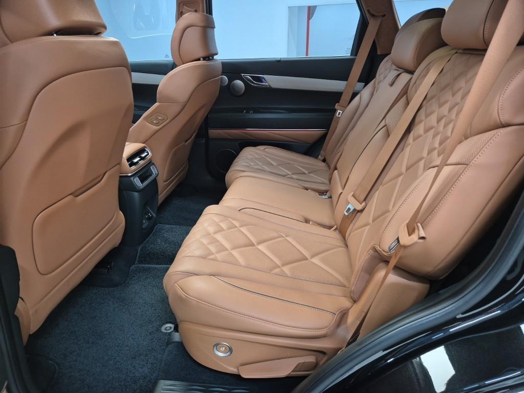 Genesis GV80 - Vista 12