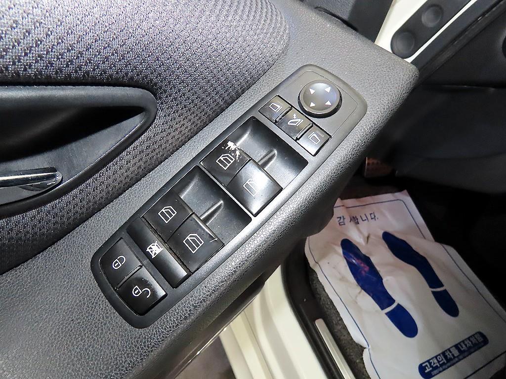 Mercedes Benz B Class (MY B) 2011 Blanco - Importación desde Corea - HF Imports Iquique - Foto 13