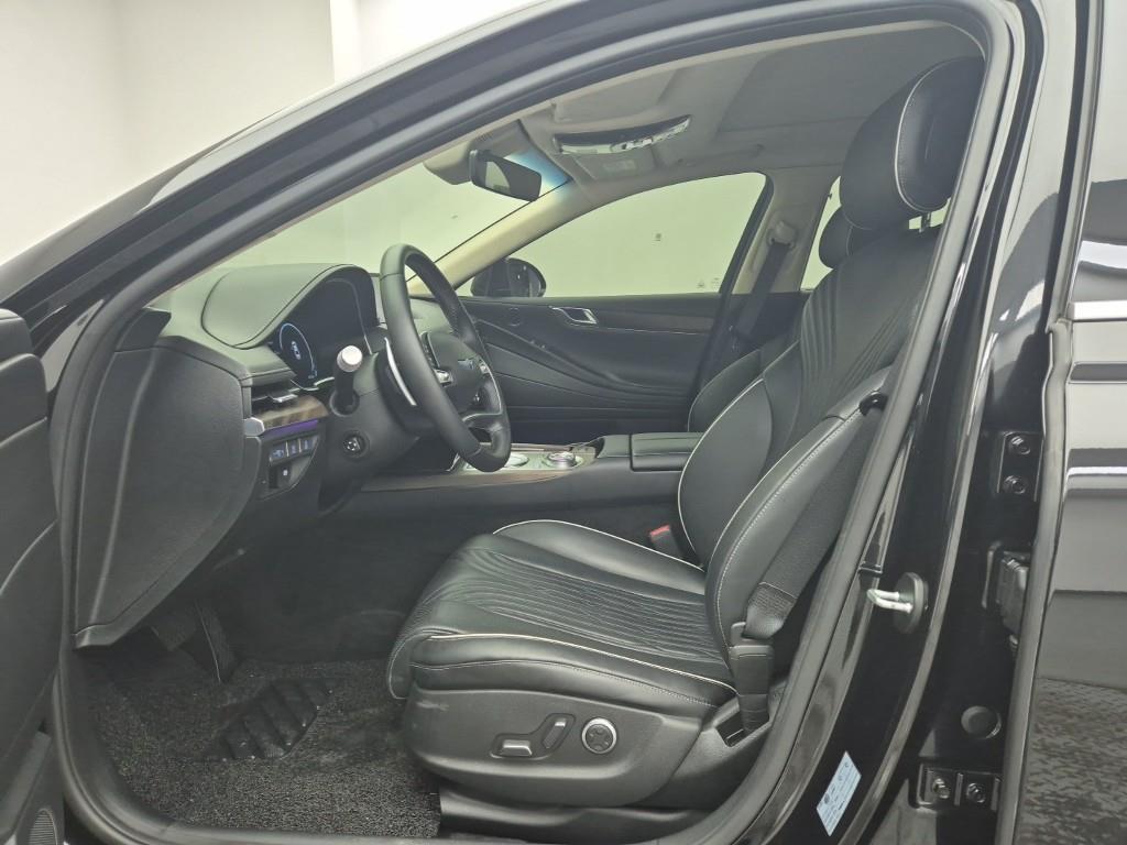 Genesis G80 - Vista 11