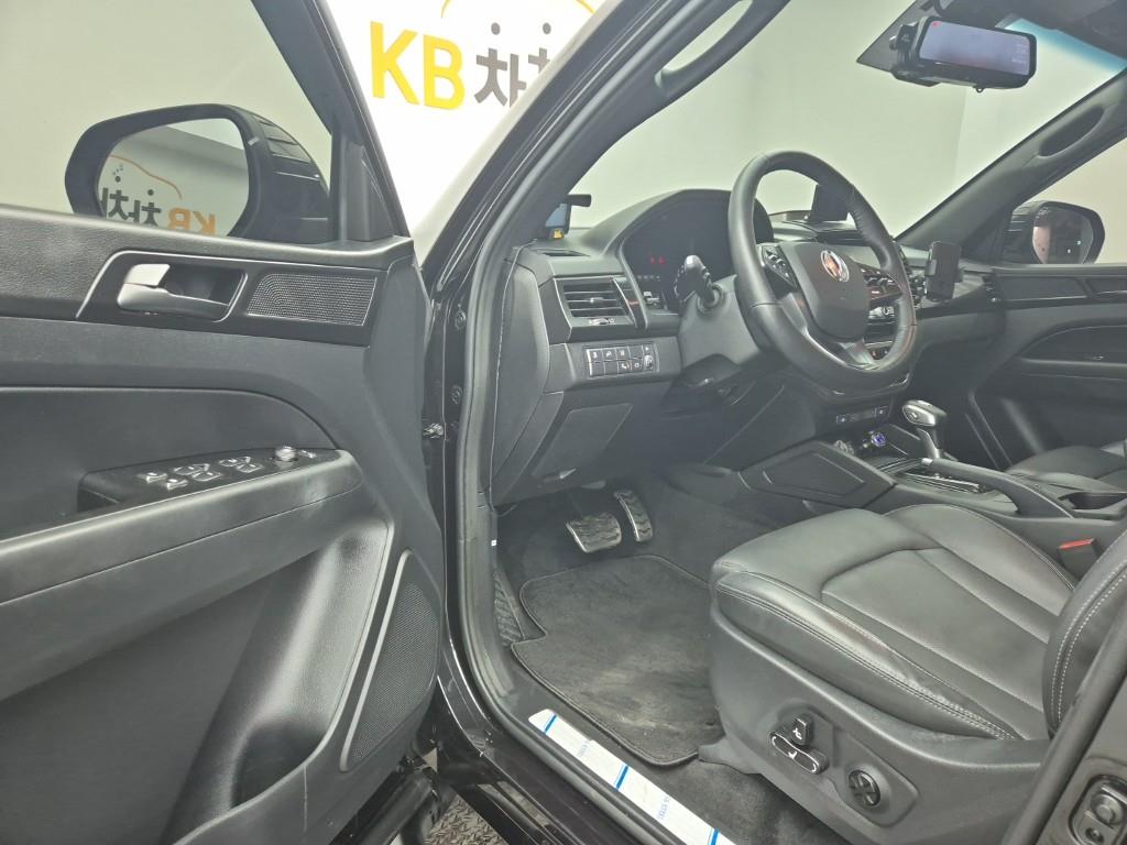 Ssangyong Rexton 2021 Negro - Importación desde Corea - HF Imports Iquique - Foto 19