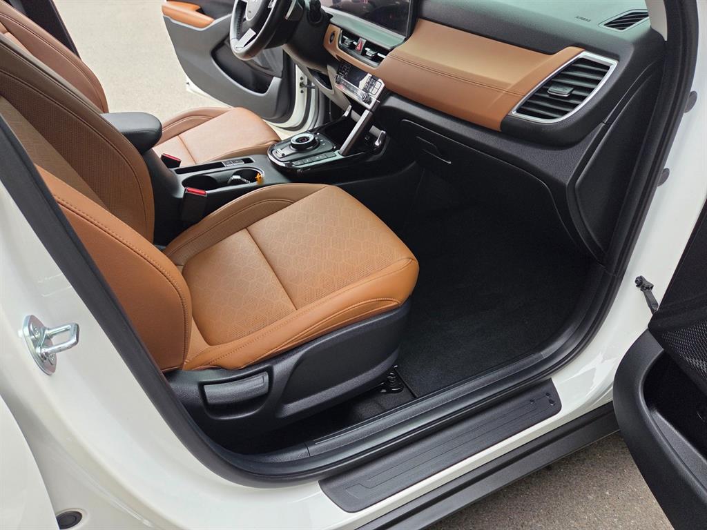 KIA Seltos 2023 Blanco - Importación desde Corea - HF Imports Iquique - Foto 18