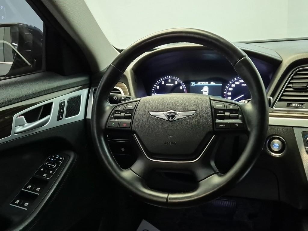 Genesis G80 - Vista 9