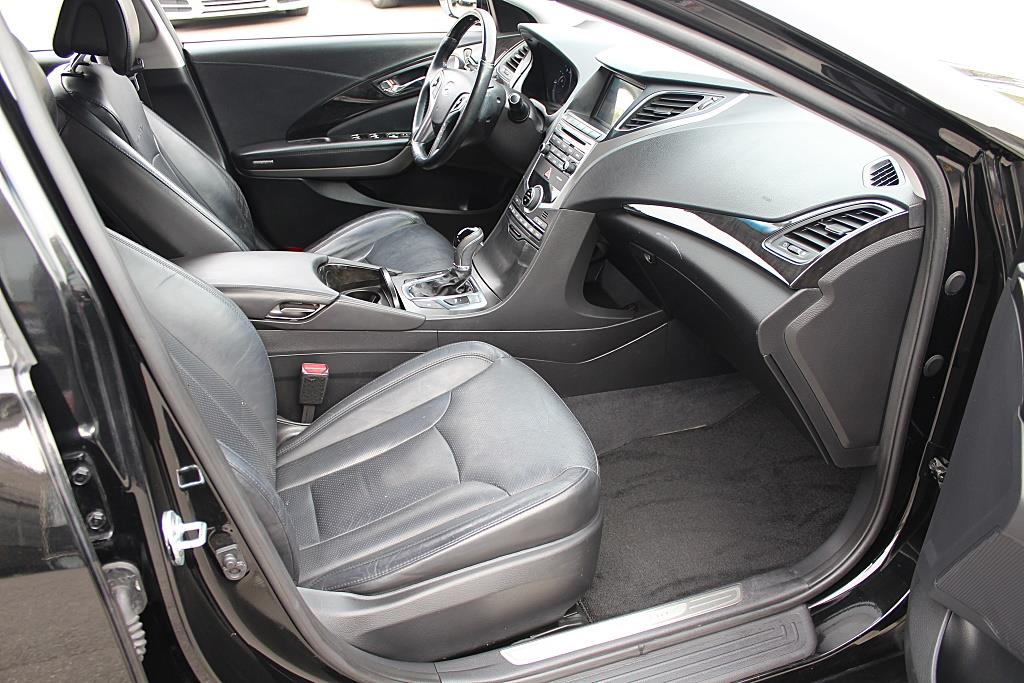 HYUNDAI Grandeur - Vista 11