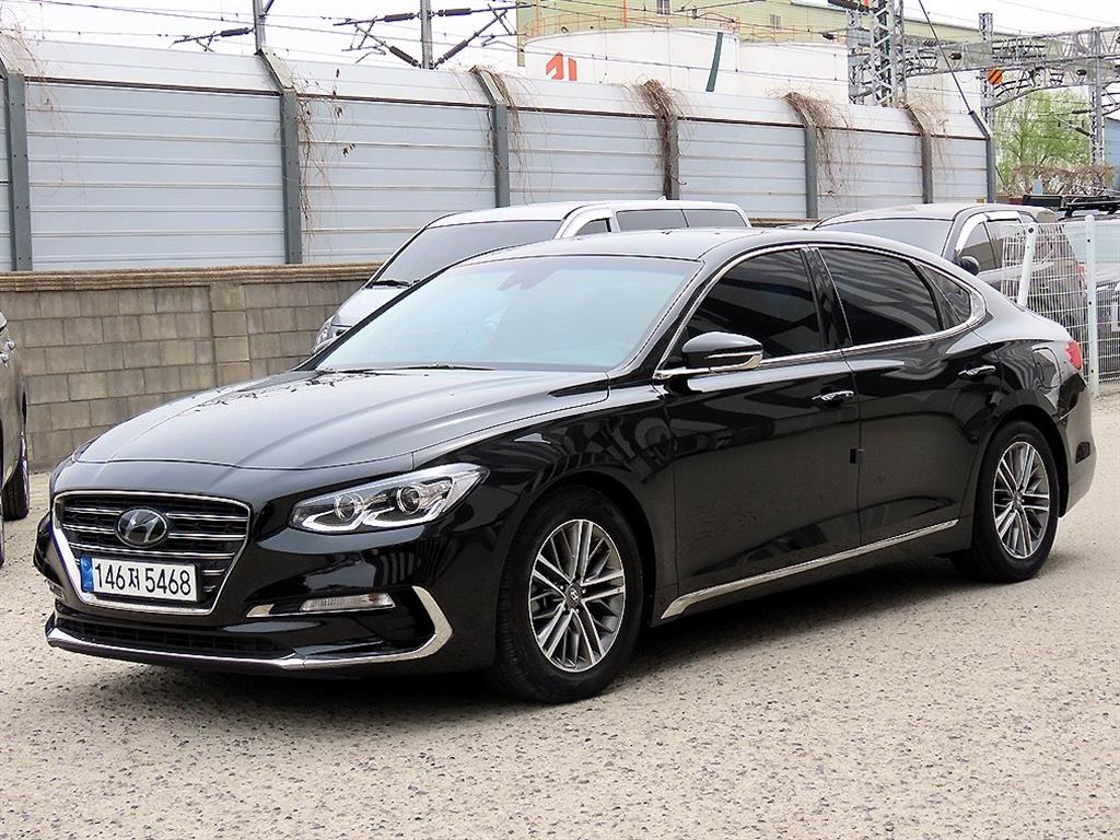 HYUNDAI Grandeur - Vista 2