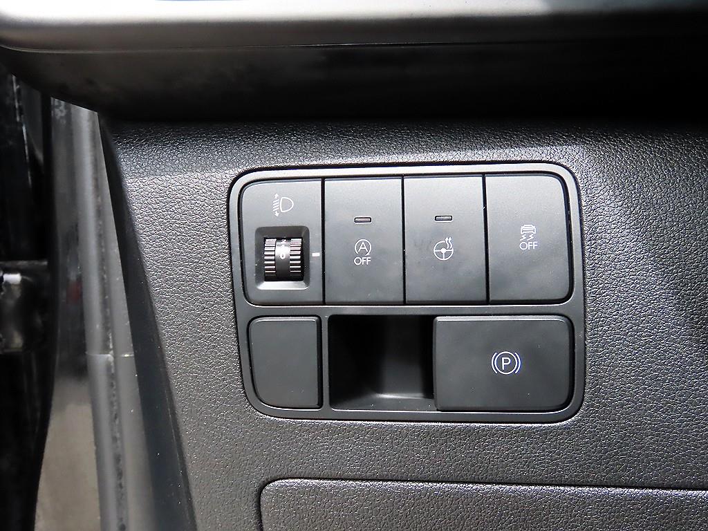 HYUNDAI Staria - Vista 11
