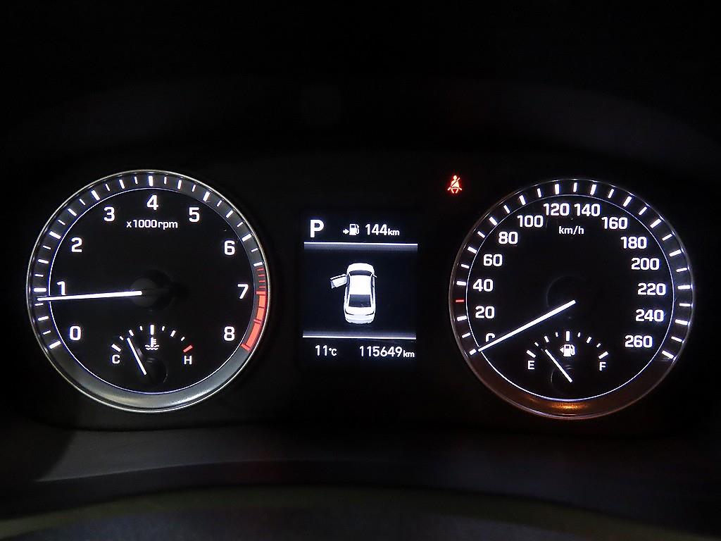 HYUNDAI Sonata - Vista 9