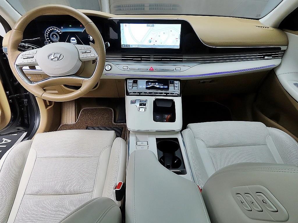 HYUNDAI Grandeur - Vista 7