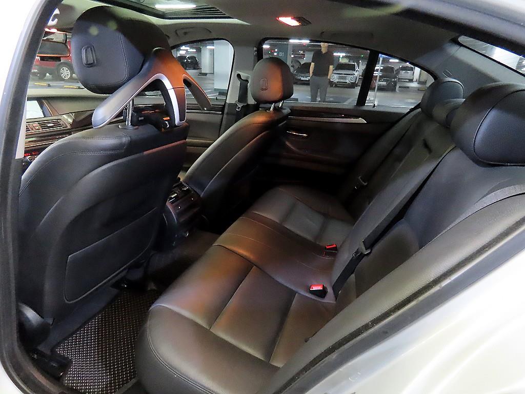 BMW 5 Series - Vista 7