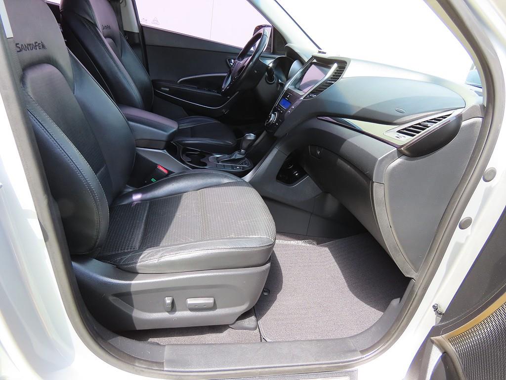 HYUNDAI Santa Fe - Vista 7