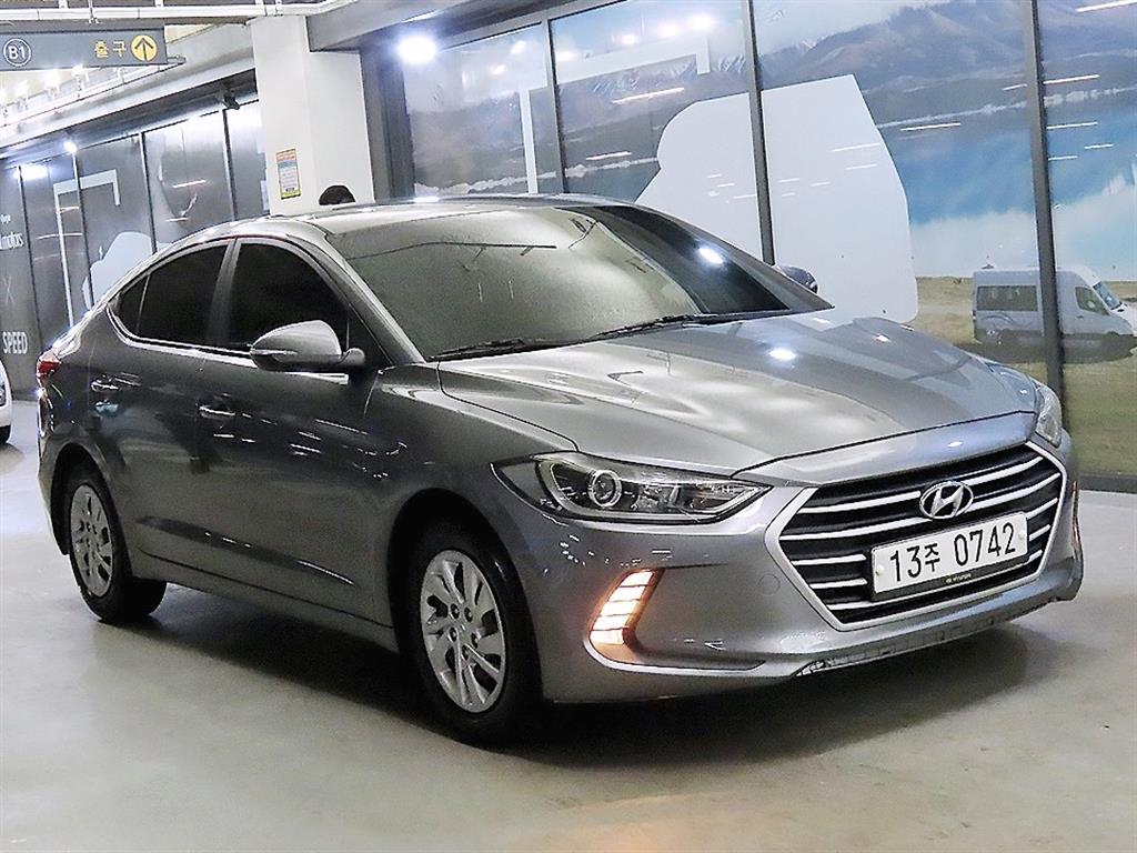 HYUNDAI Avante 2017 - Importación desde Corea - HF Imports Iquique - Foto 1