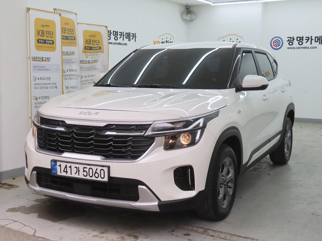 KIA Seltos - Vista 2