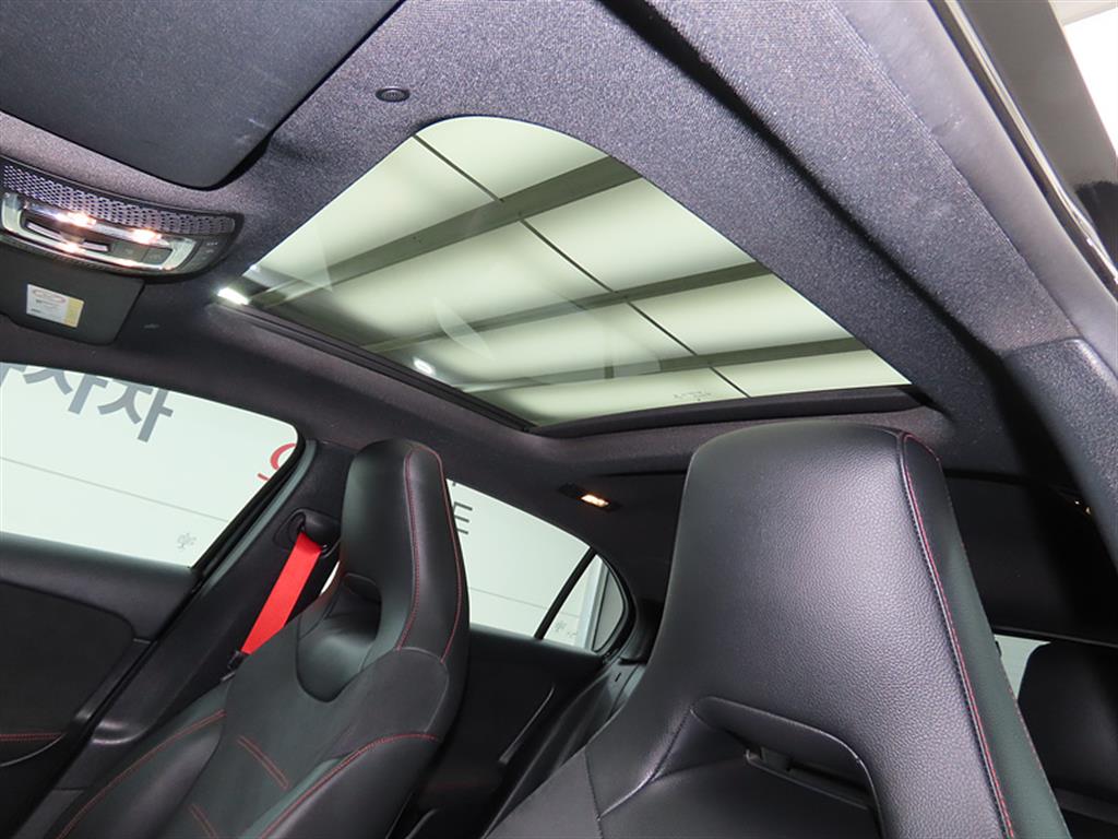 Mercedes Benz A Class 2022 Negro - Importación desde Corea - HF Imports Iquique - Foto 17