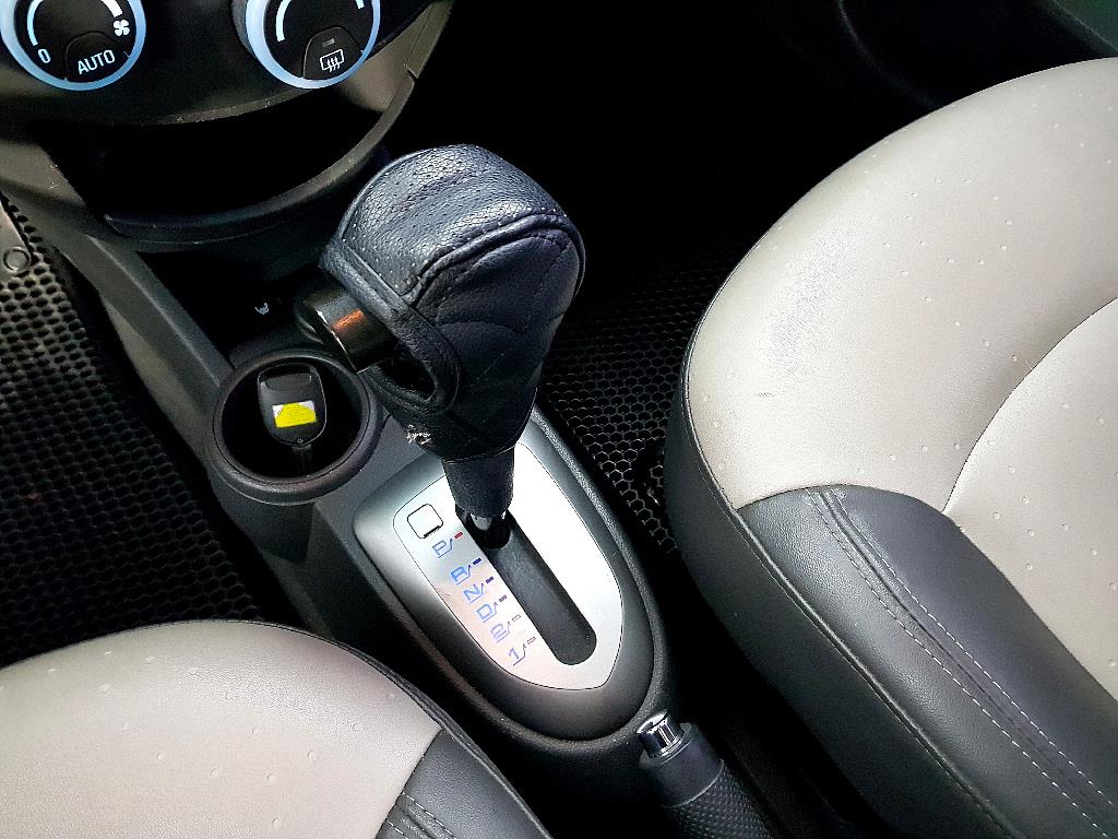 Chevrolet Spark 2012 Blanco - Importación desde Corea - HF Imports Iquique - Foto 15