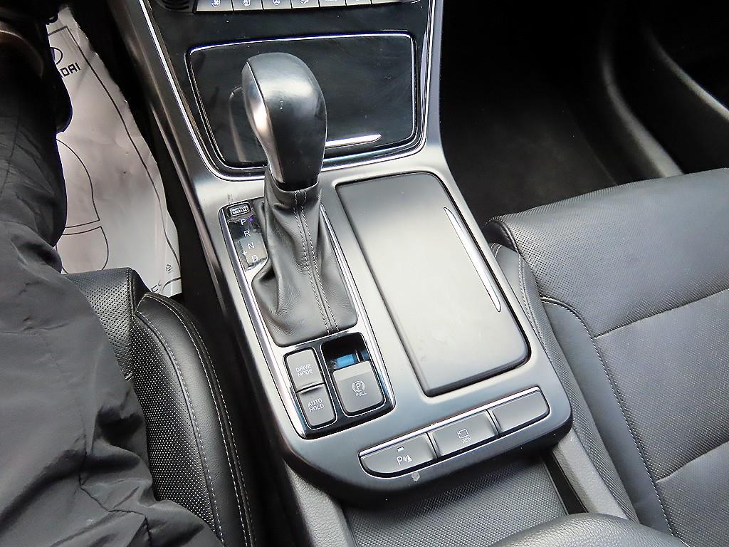 HYUNDAI Grandeur - Vista 10