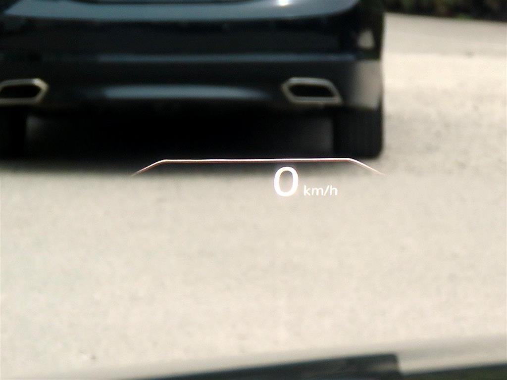 Genesis G80 - Vista 10