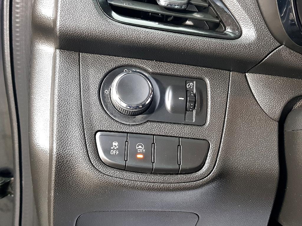 Chevrolet Spark - Vista 12