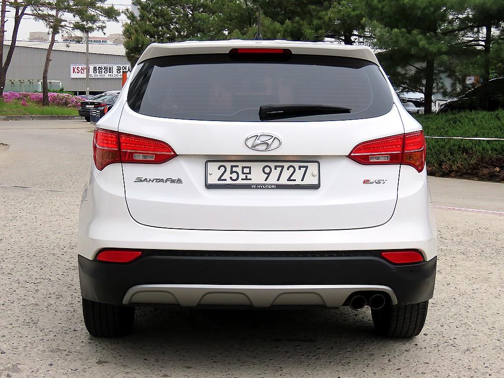 HYUNDAI Santa Fe - Vista 4
