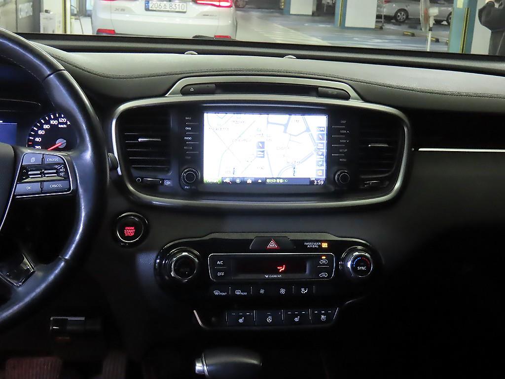 KIA Sorento - Vista 11