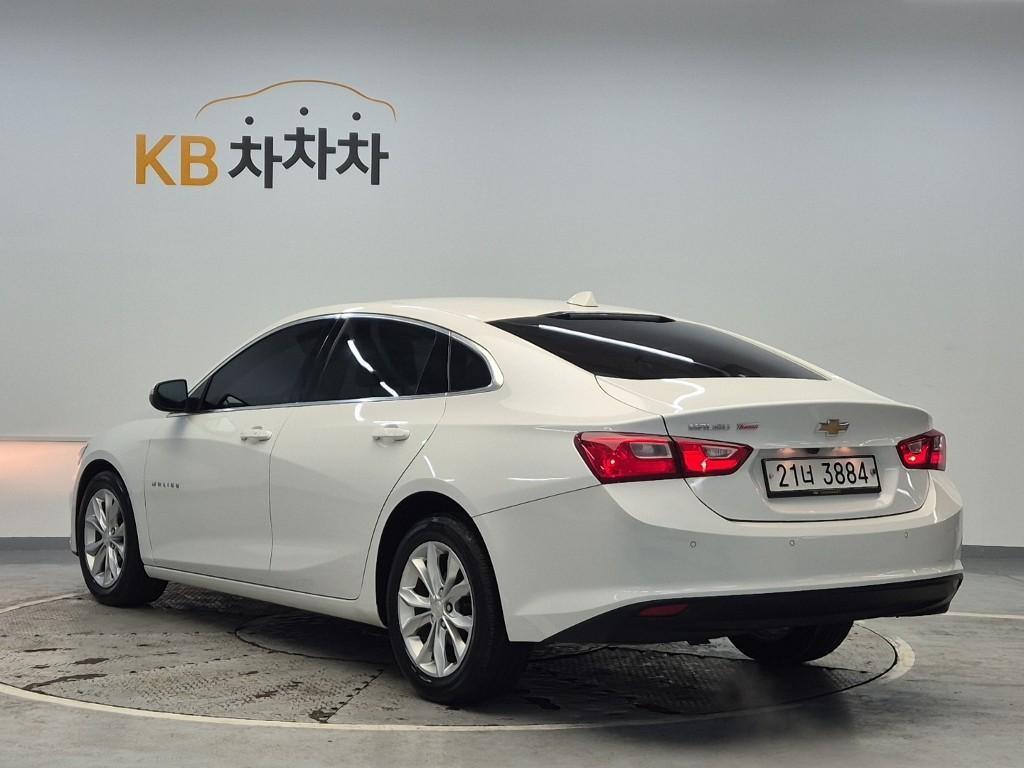 Chevrolet Malibu - Vista 2