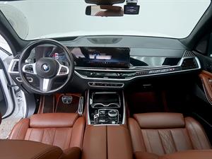BMW X7 - Vista 10