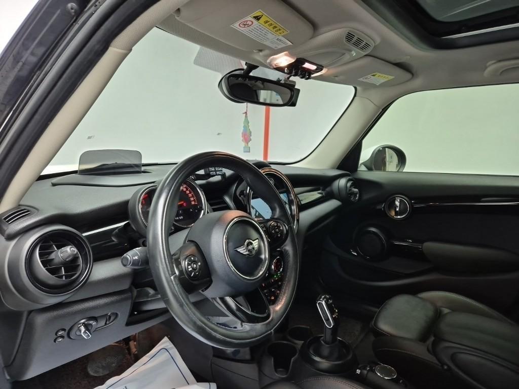 Mini Cooper 2018 Negro - Importación desde Corea - HF Imports Iquique - Foto 13