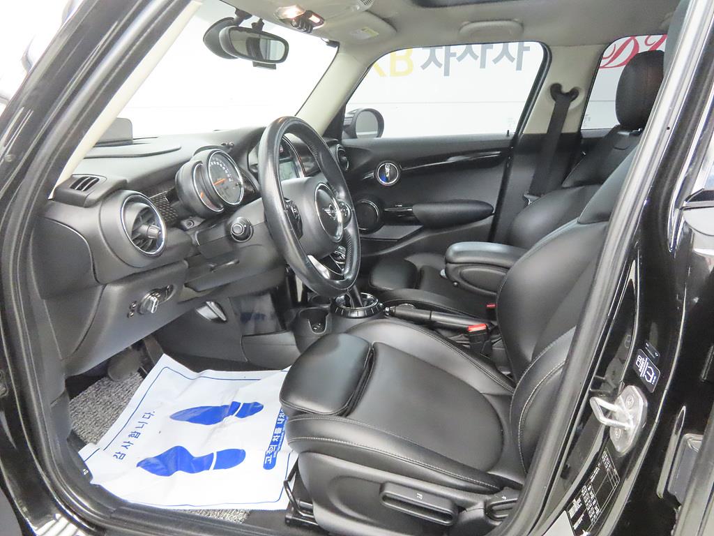 Mini Cooper - Vista 5