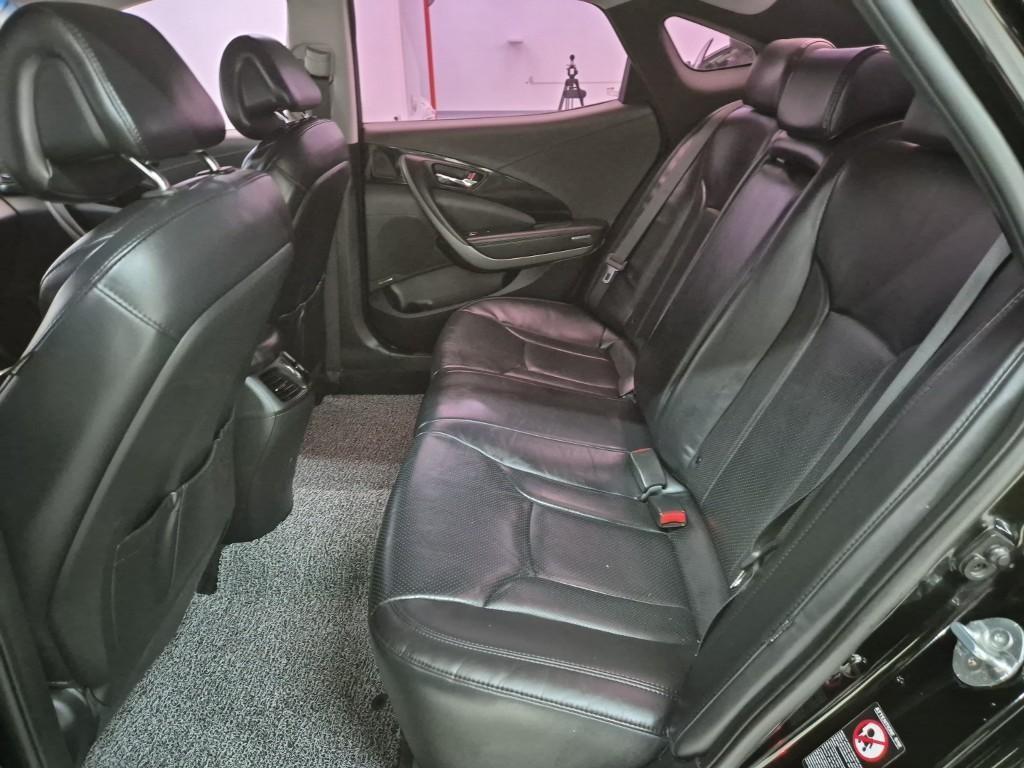 HYUNDAI Grandeur - Vista 7