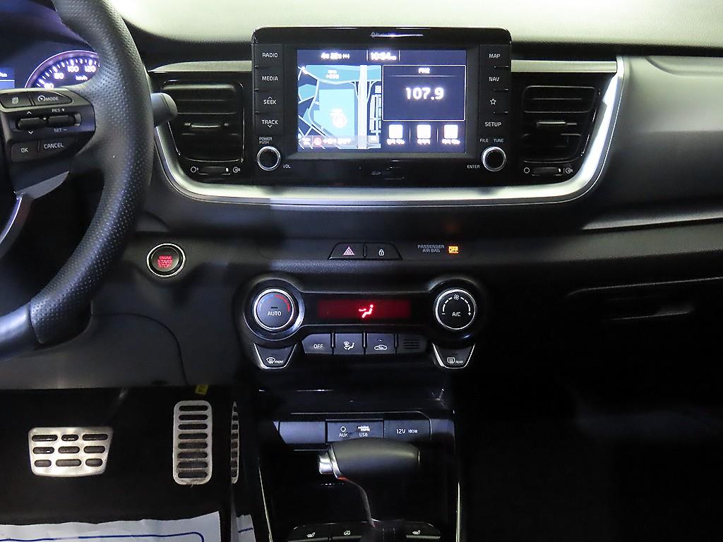 KIA Stonic - Vista 11