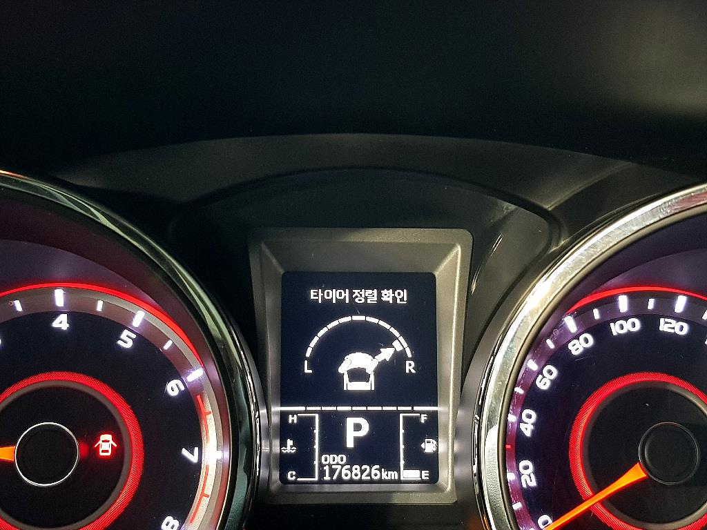 Ssangyong Tivoli - Vista 7