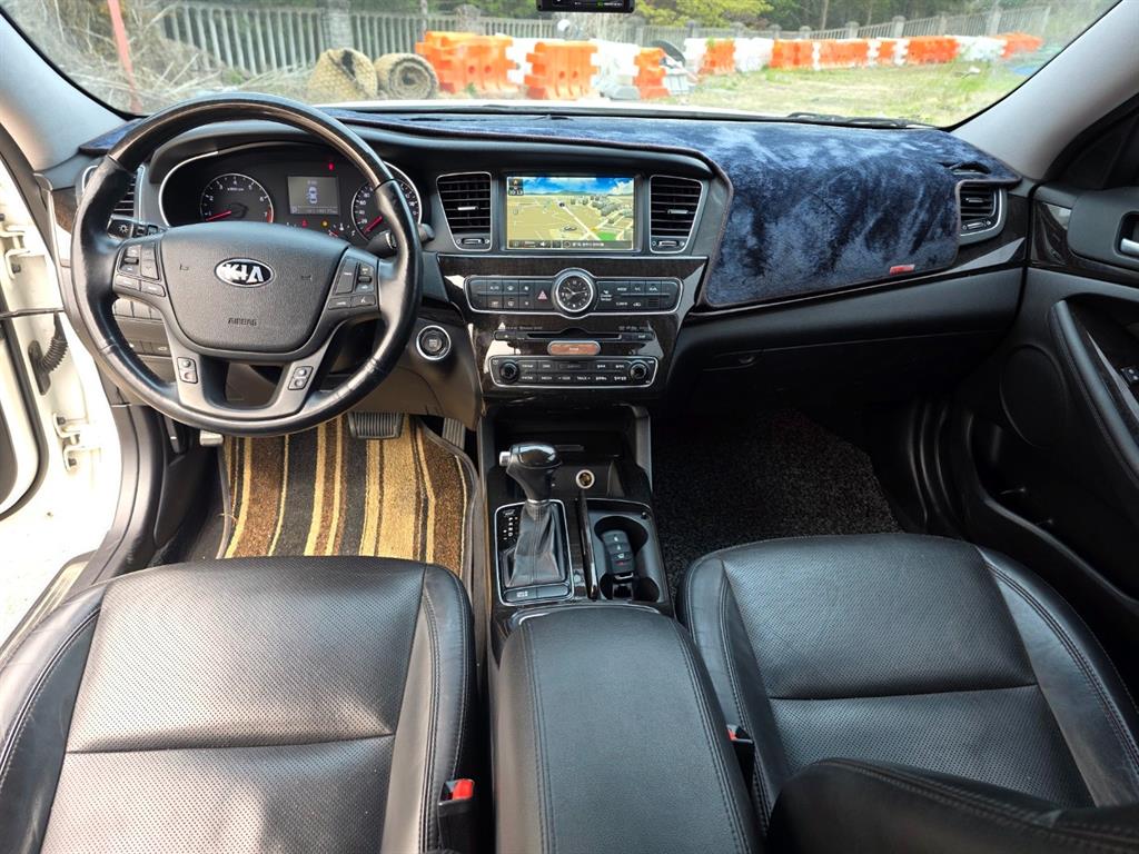 KIA K7 - Vista 8