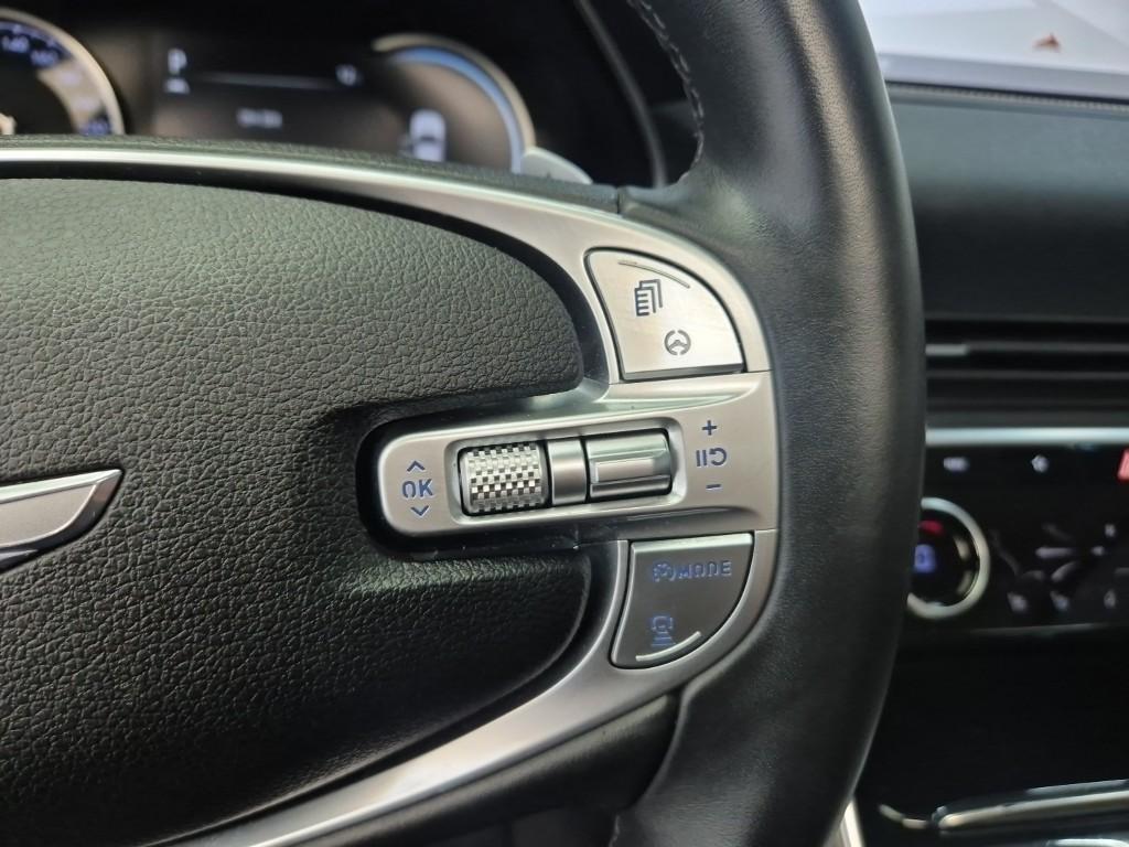 Genesis GV80 - Vista 9