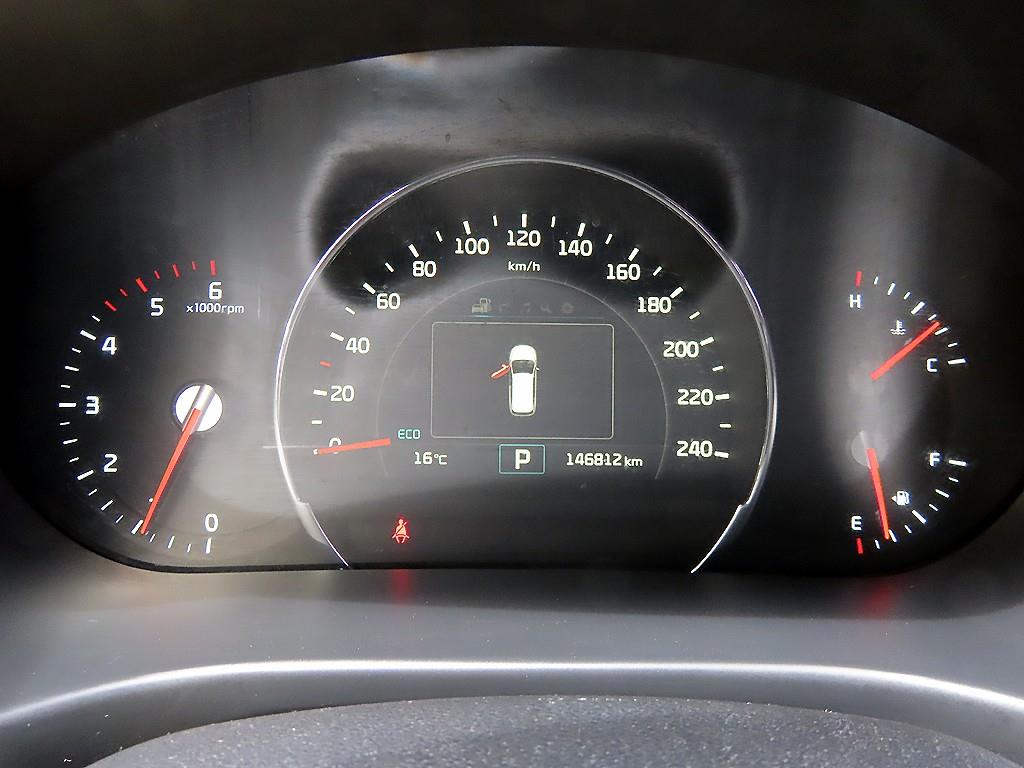 KIA Sorento - Vista 9