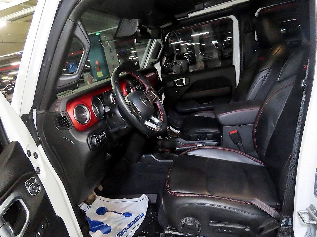 Jeep Wrangler - Vista 6