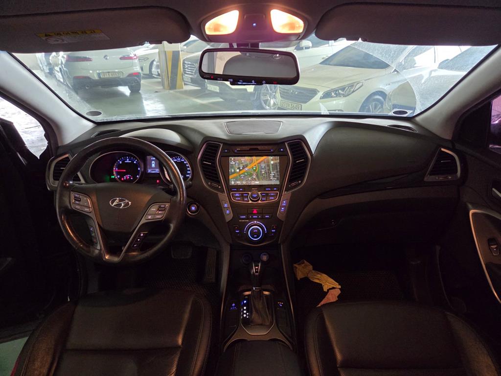 HYUNDAI Santa Fe - Vista 8