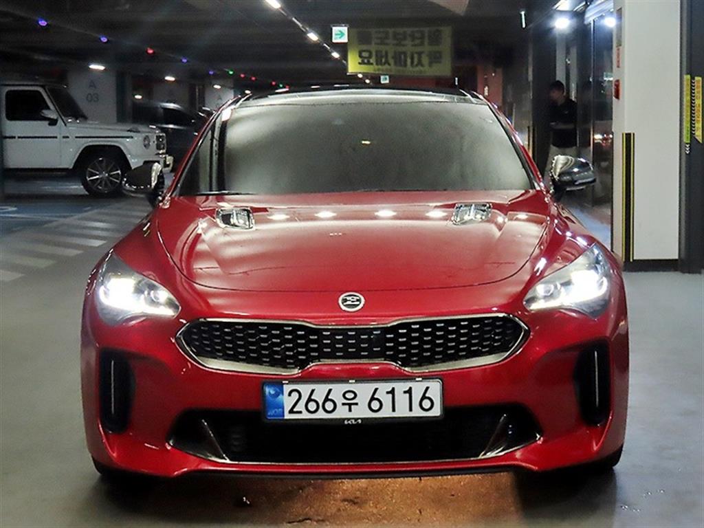 KIA Stinger - Vista 2