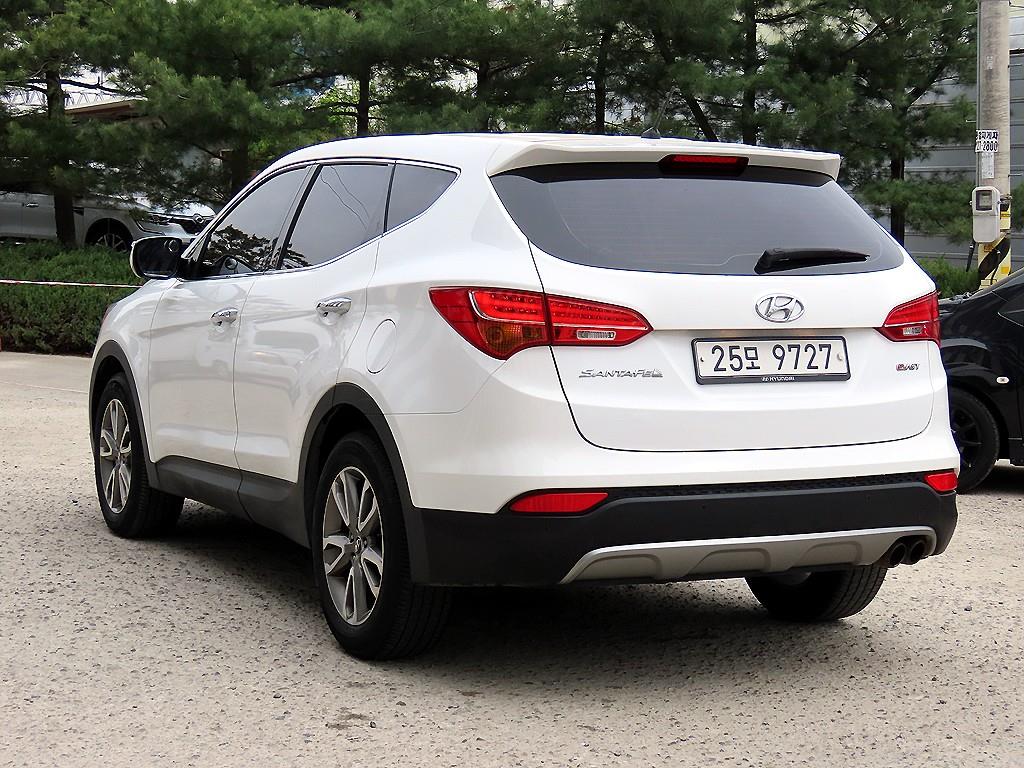 HYUNDAI Santa Fe - Vista 3