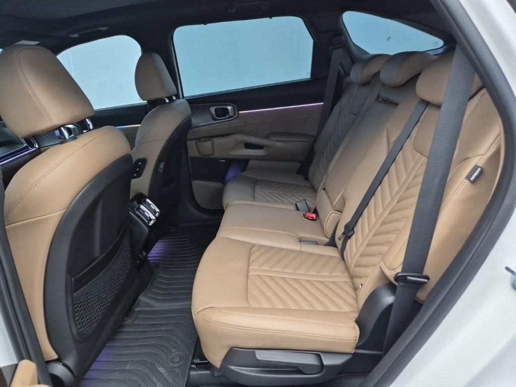 KIA Sorento - Vista 12