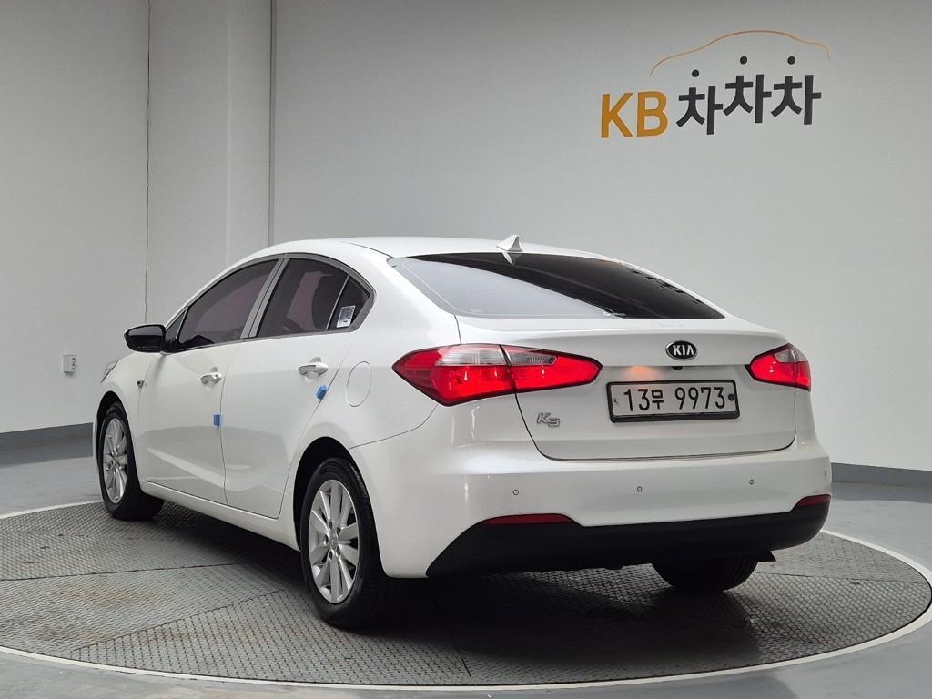 KIA K3 - Vista 2