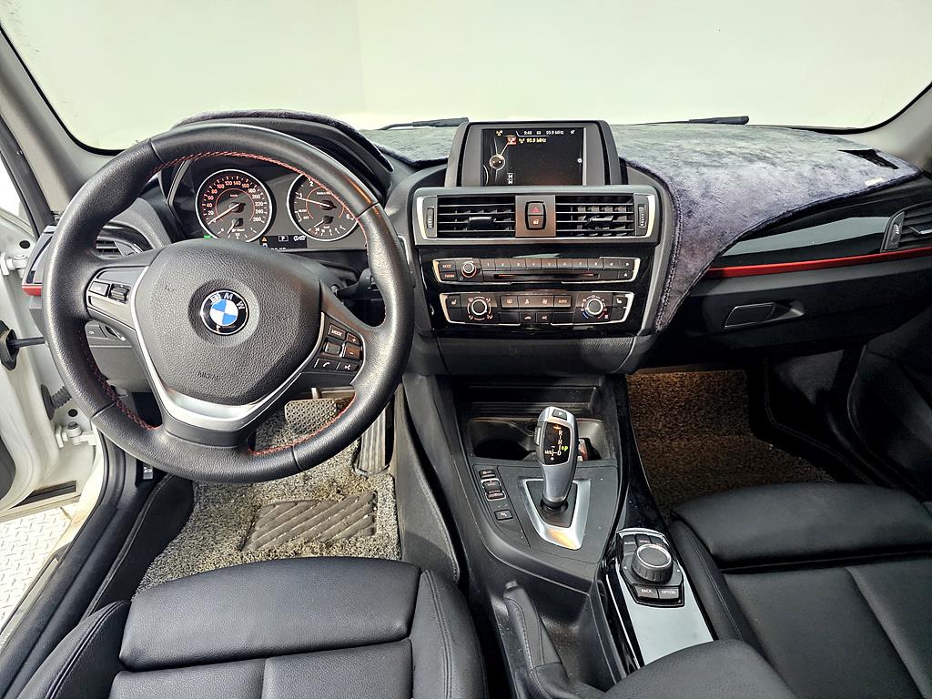 BMW 1 series - Vista 5