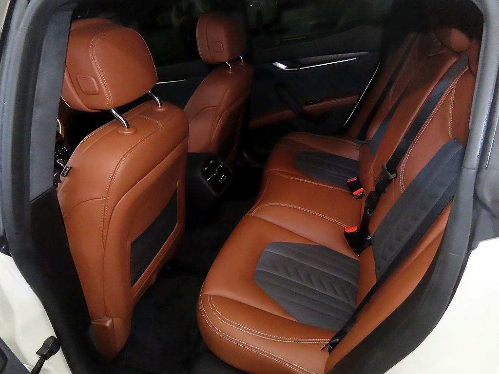 Maserati Ghibli - Vista 7
