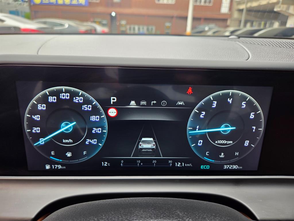 KIA Seltos - Vista 10