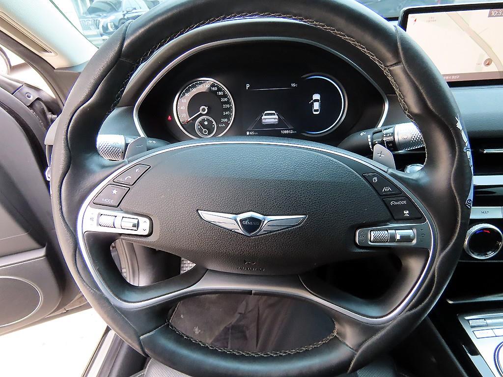 Genesis G80 - Vista 8