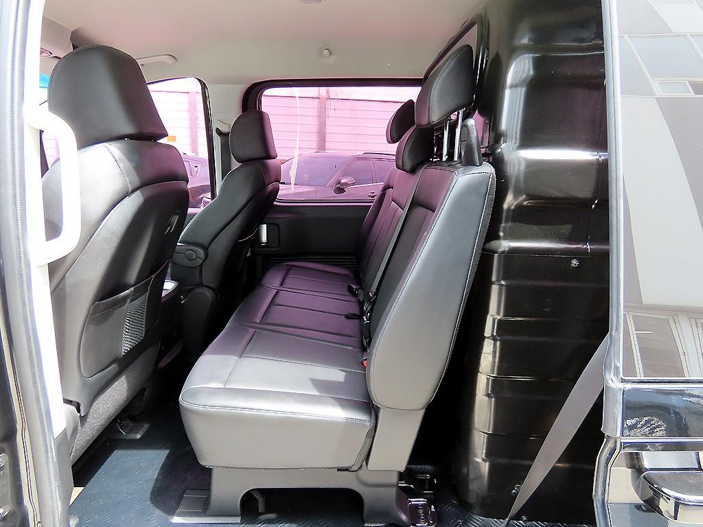 HYUNDAI Staria - Vista 6