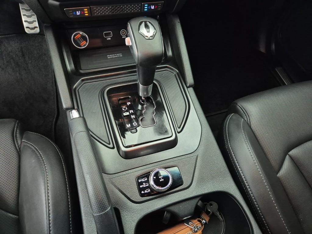 Ssangyong Rexton - Vista 8